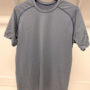 Lululemon Metal Vent (Medium)